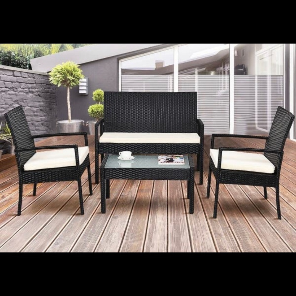 Outdoor patio set